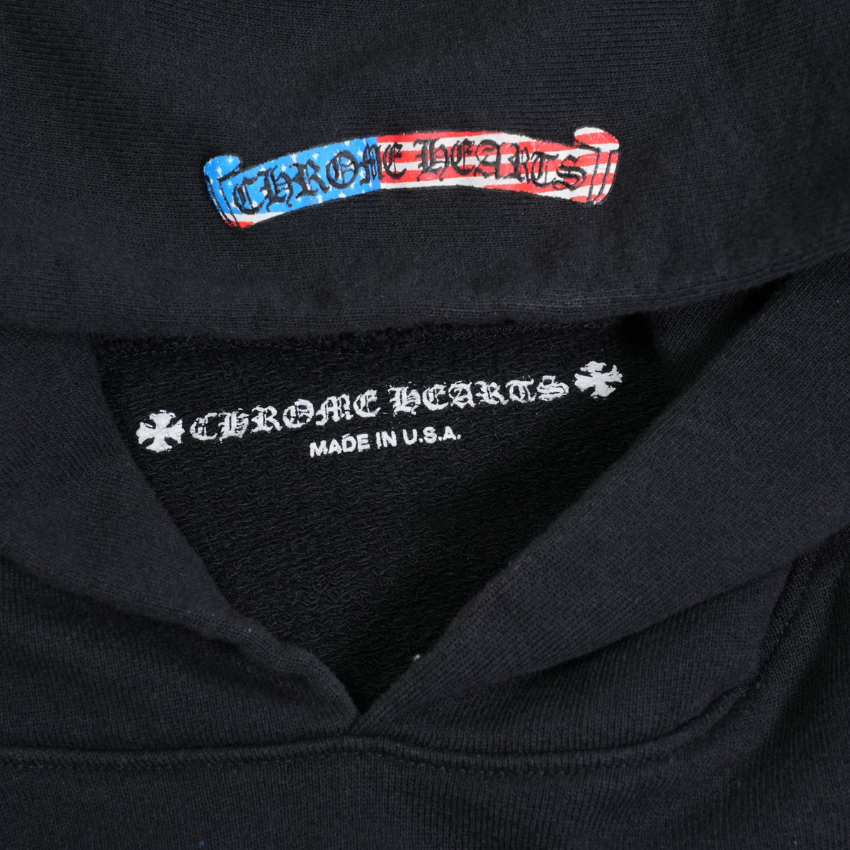 スクロールラベルバックプリント 【パーカー】【ブラック】 SIZE:M